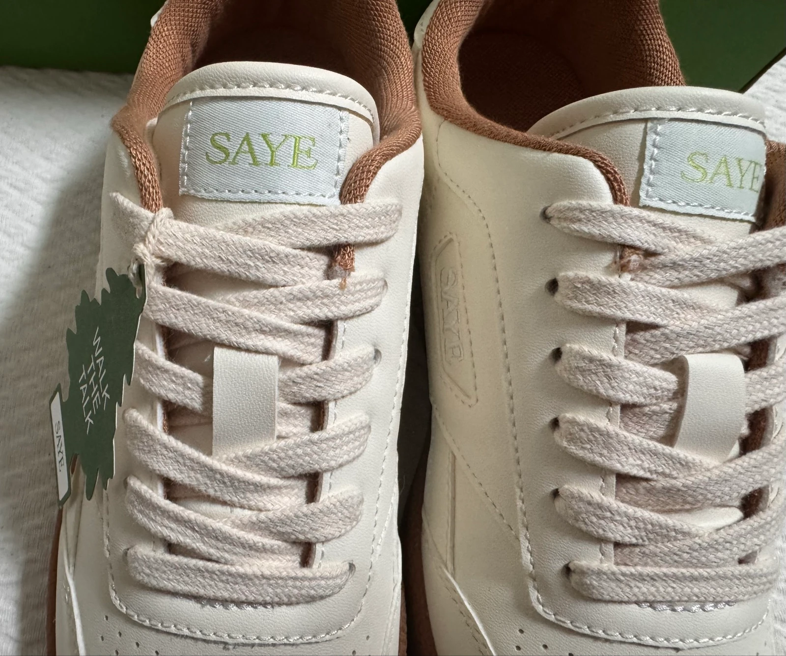 Saye Vegan Caramel Sneakers 37 – photo 3